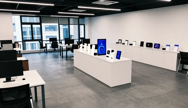 小程序开发如何在性能与适用条件间实现平衡